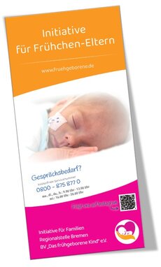 Titelbild des Folders mit einem schlafenden Frühchen