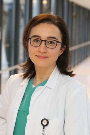 Portraitfoto Dr. Ayse Avdanlioglu