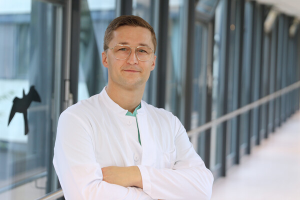 Portraitfoto Dr. Jonas Boelsen